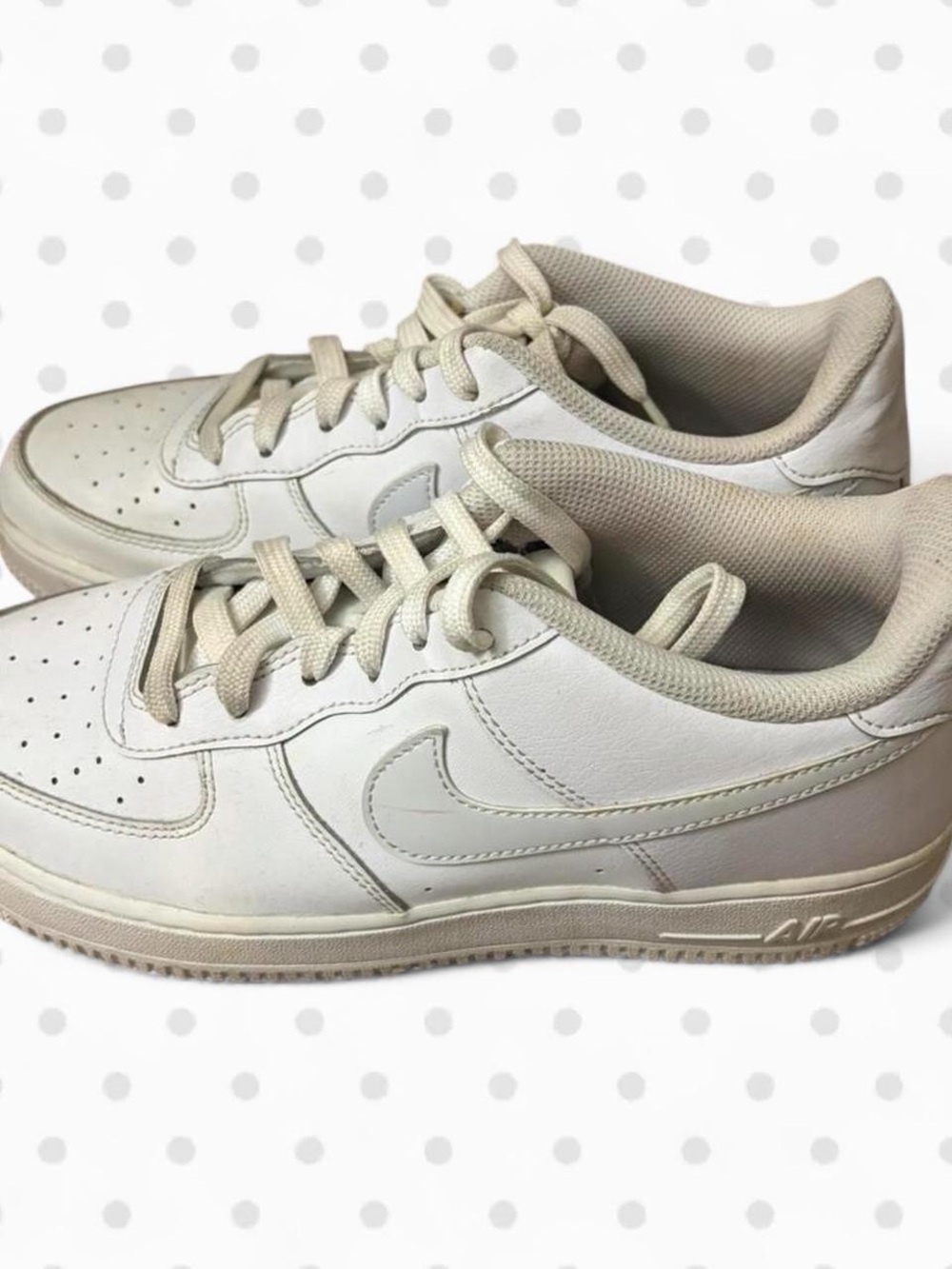 size 9 womens nike air force 1 LE low-top sneakers 。 ₊°༺❤︎༻°₊ 。